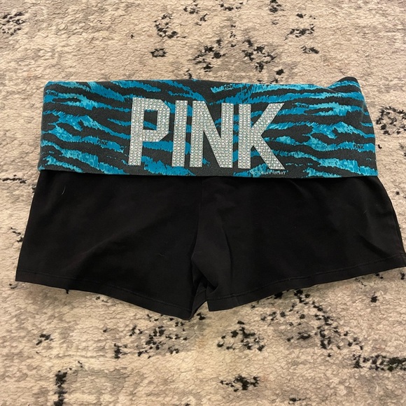 cute Victoria’s Secret shorts - Picture 1 of 3